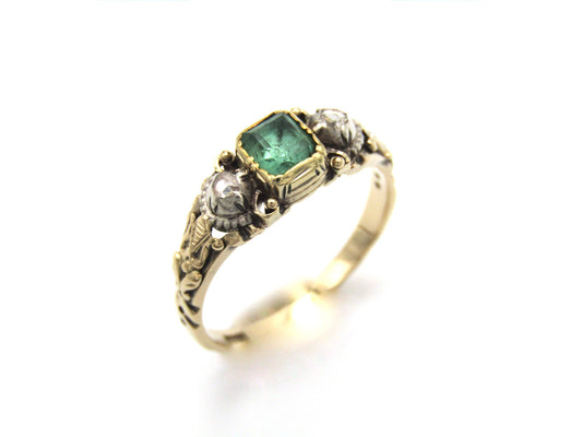 Edwardian, 14K gold green beryl and diamond ring