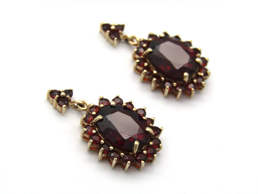 Vintage, 9K gold garnet dangle earrings