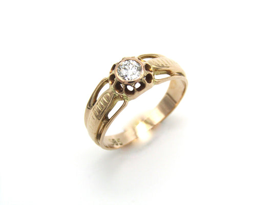 Victorian, 14K gold 0.40ct Old European-cut diamond solitaire ring