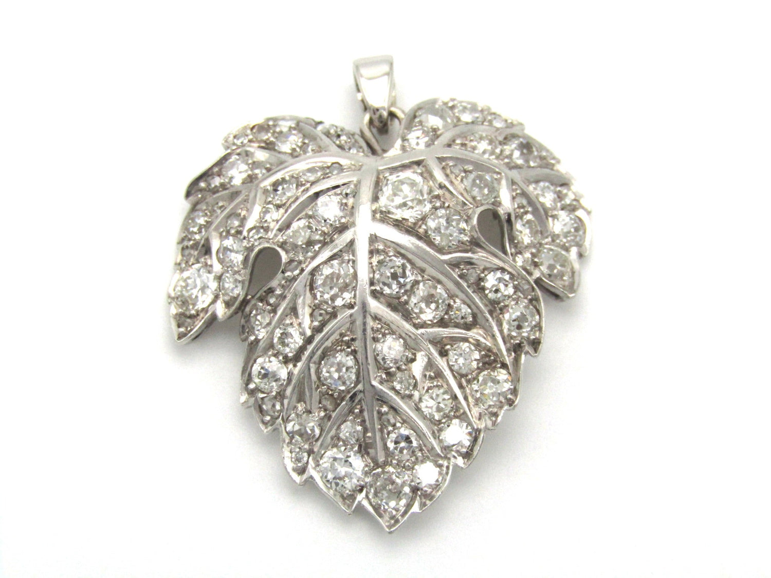 Necklaces & Pendants