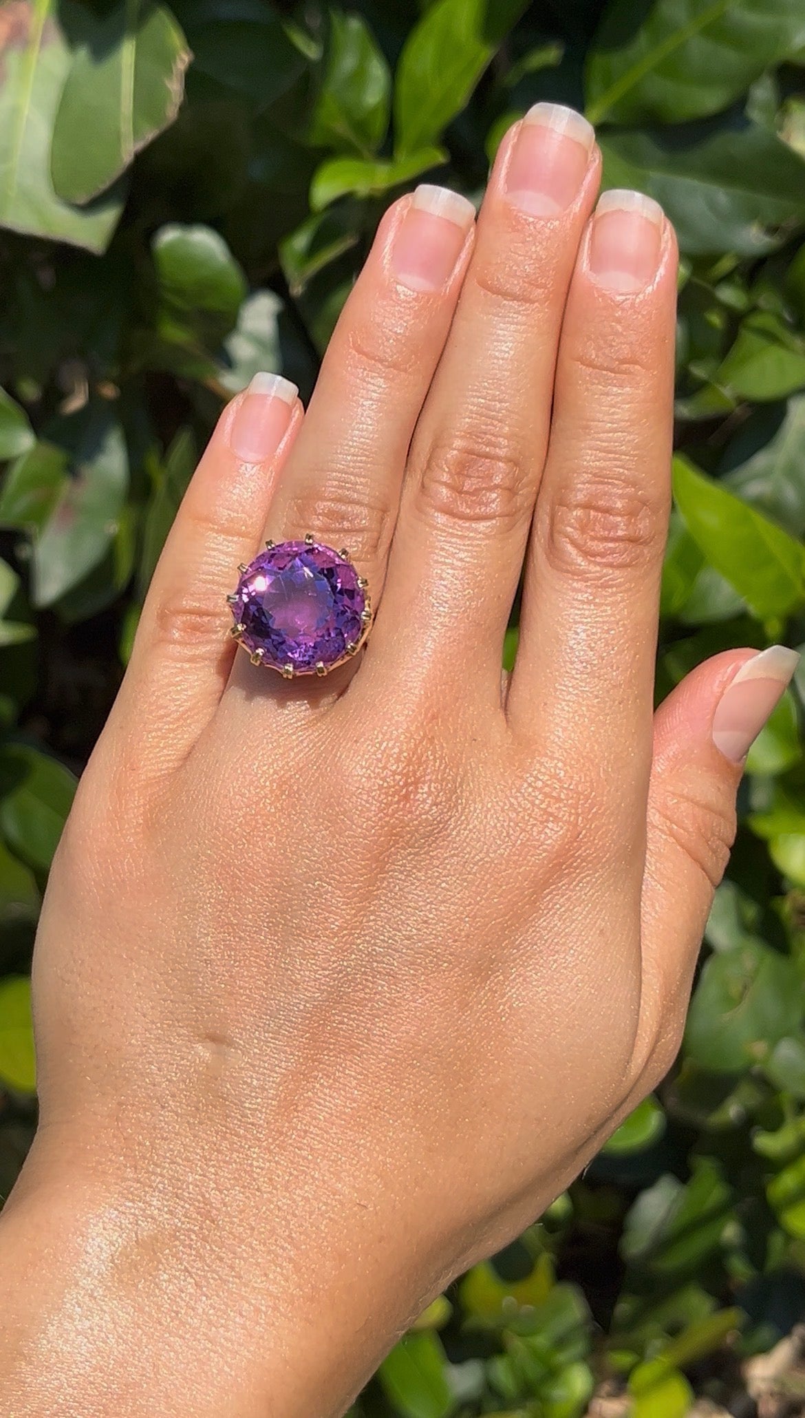 Mid-century, 9K gold amethyst cocktail ring