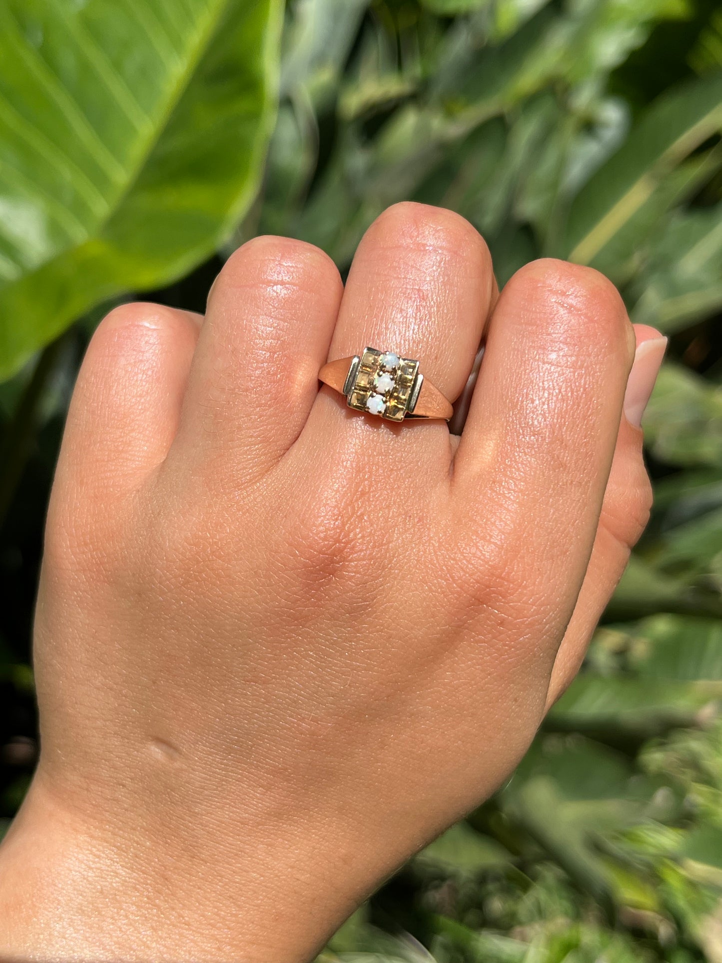 Mid-century, 9K gold opal ring by Zeeta
