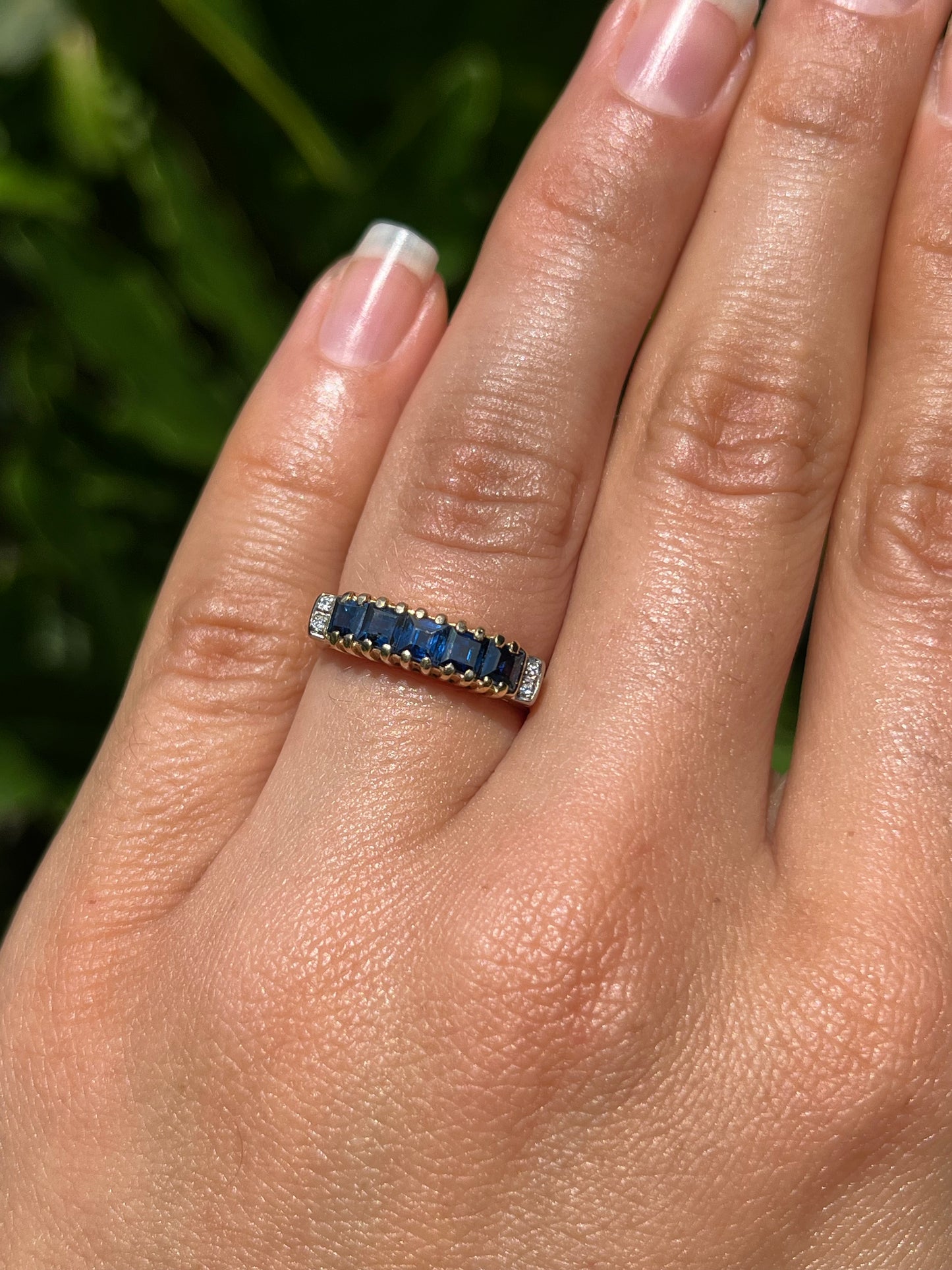 Vintage, 18K gold sapphire and diamond ring