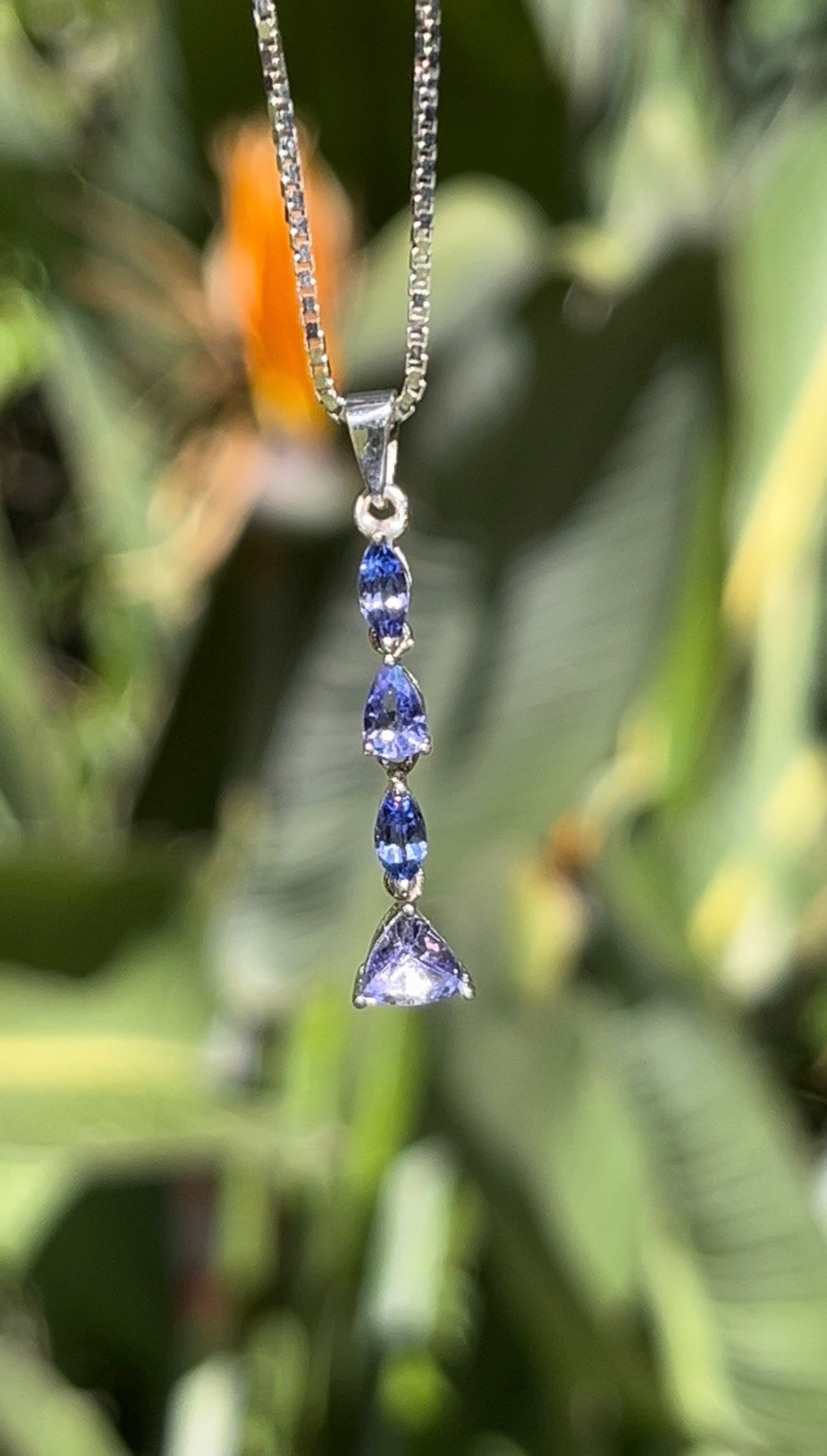 Estate, 18k gold tanzanite pendant by Browns