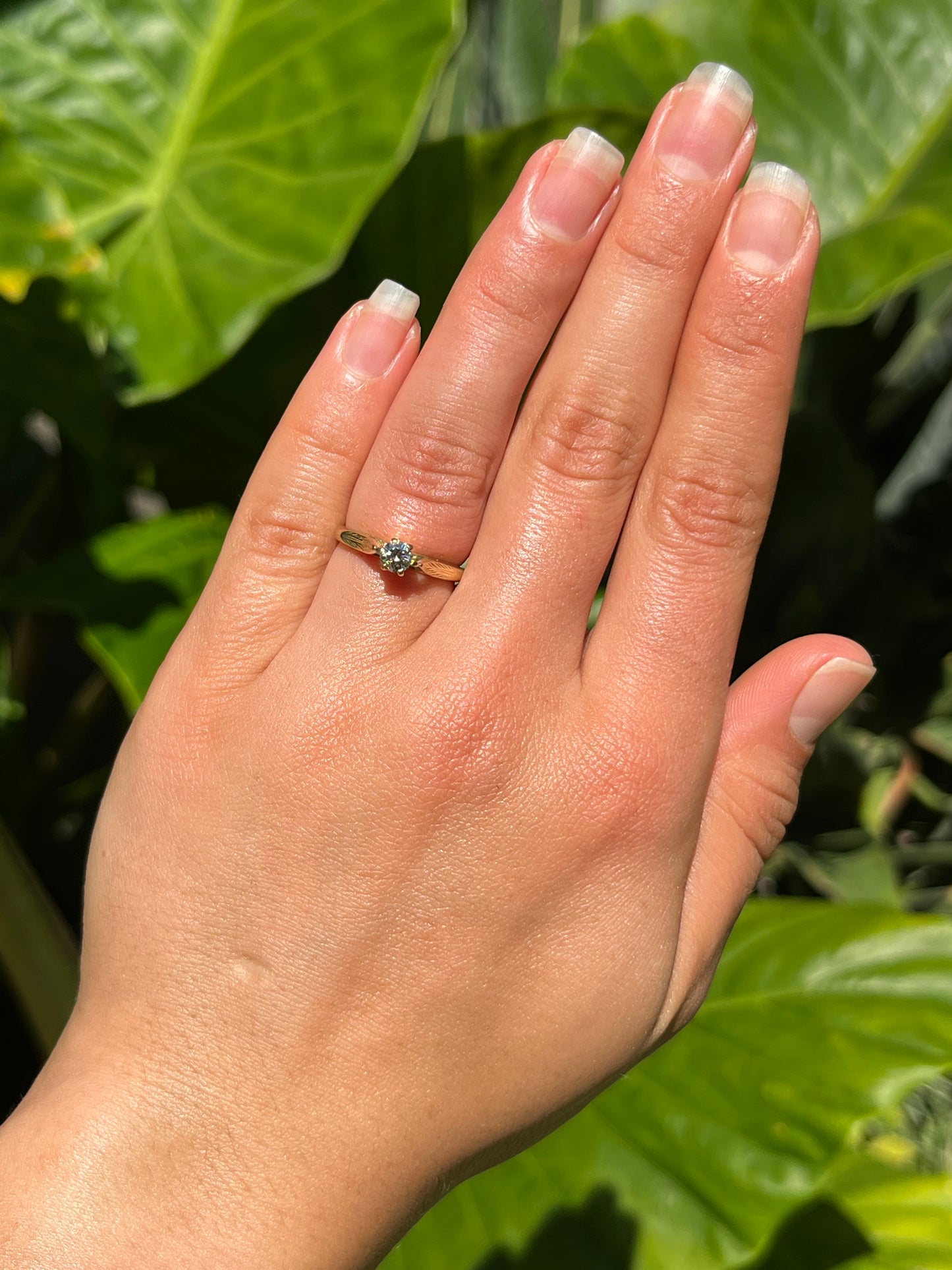 Mid-century, 18K gold diamond solitaire ring