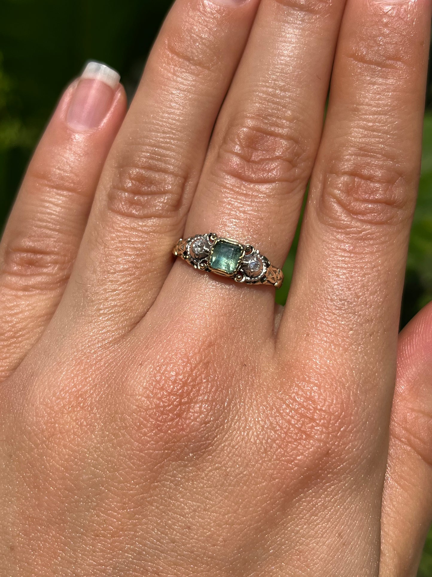 Edwardian, 14K gold green beryl and diamond ring