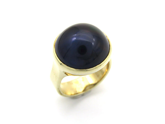 Vintage, 9K gold round mabé pearl ring, circa 1980's
