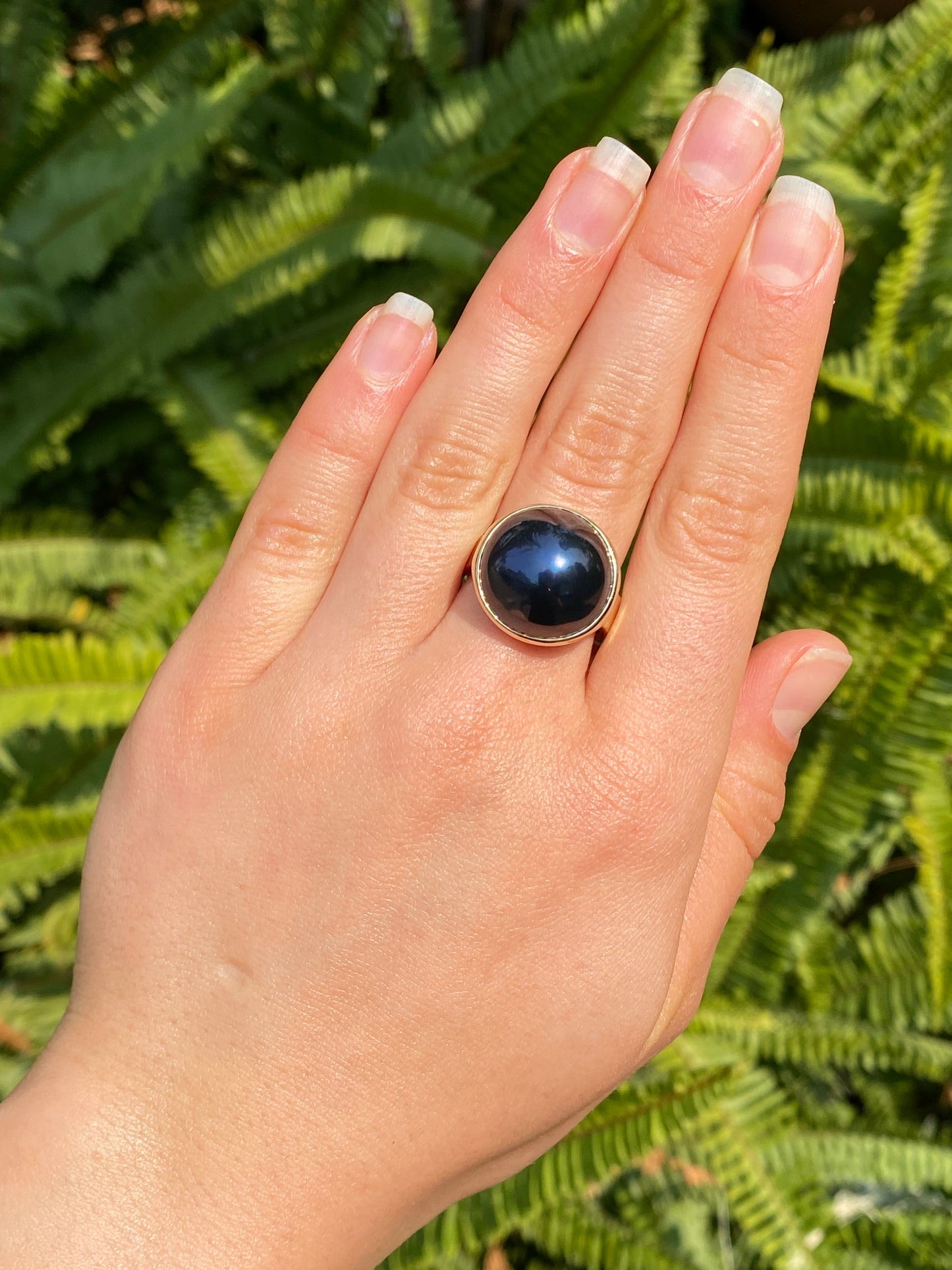 Vintage, 9K gold round mabé pearl ring, circa 1980's