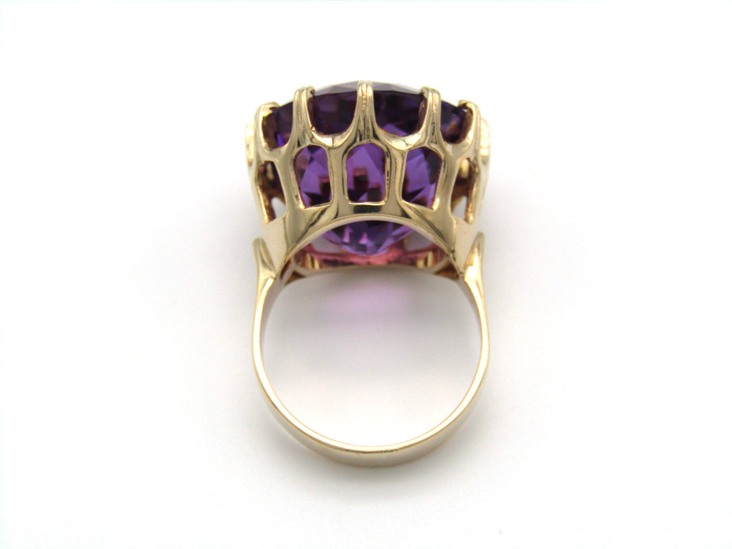 Mid-century, 9K gold amethyst cocktail ring
