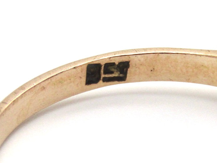 Vintage, 9K gold pearl and diamond ring.