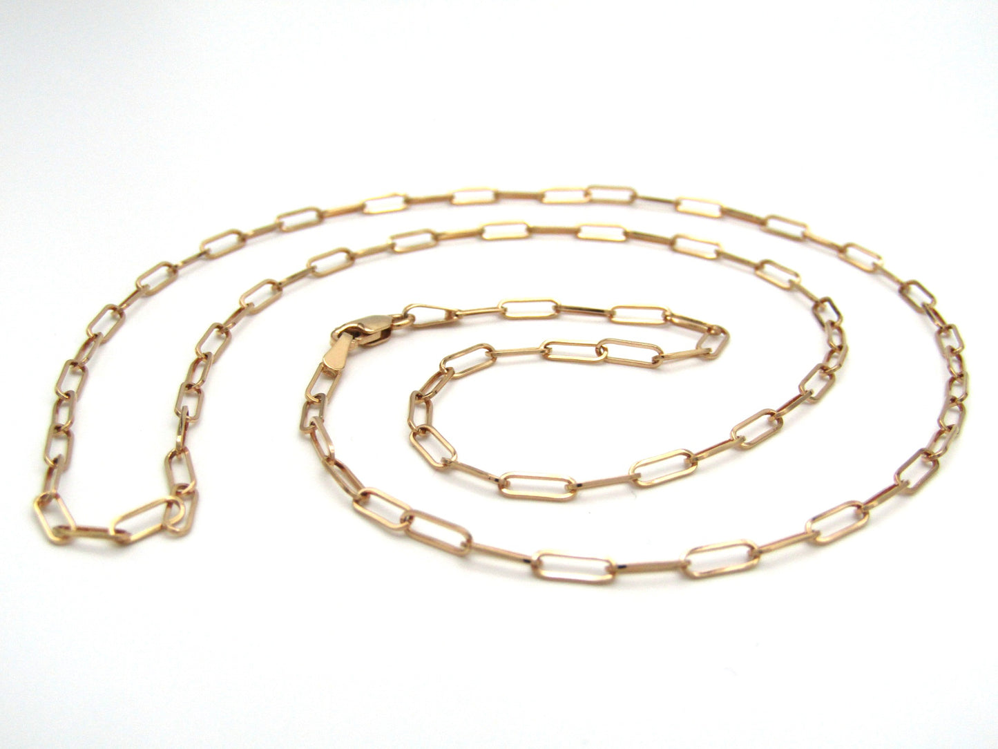 Estate, 9K gold paperclip chain by UnoAerre.