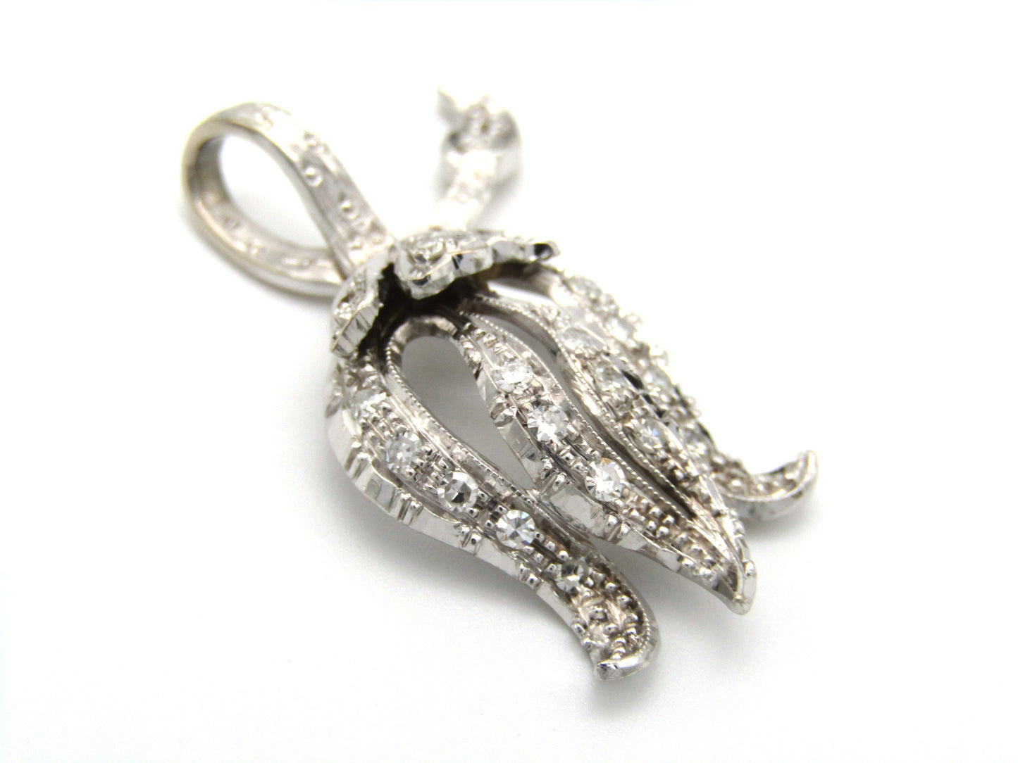 Edwardian, 9K gold diamond pendant