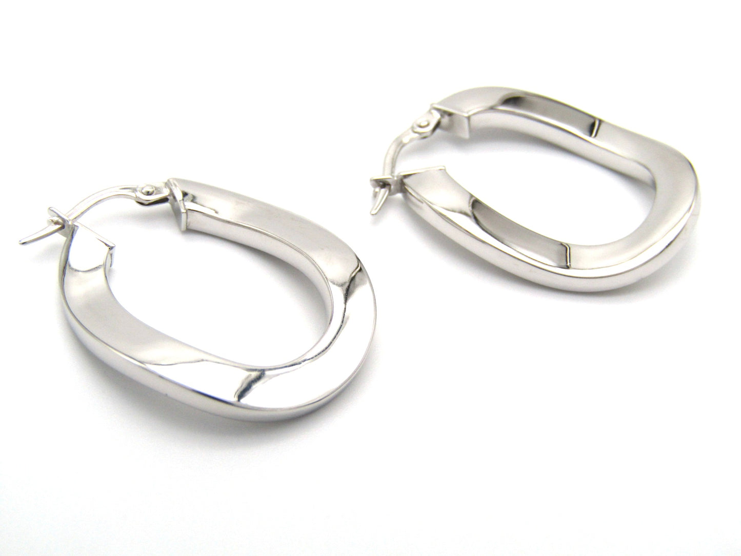 Estate, 9K gold freeform hoops