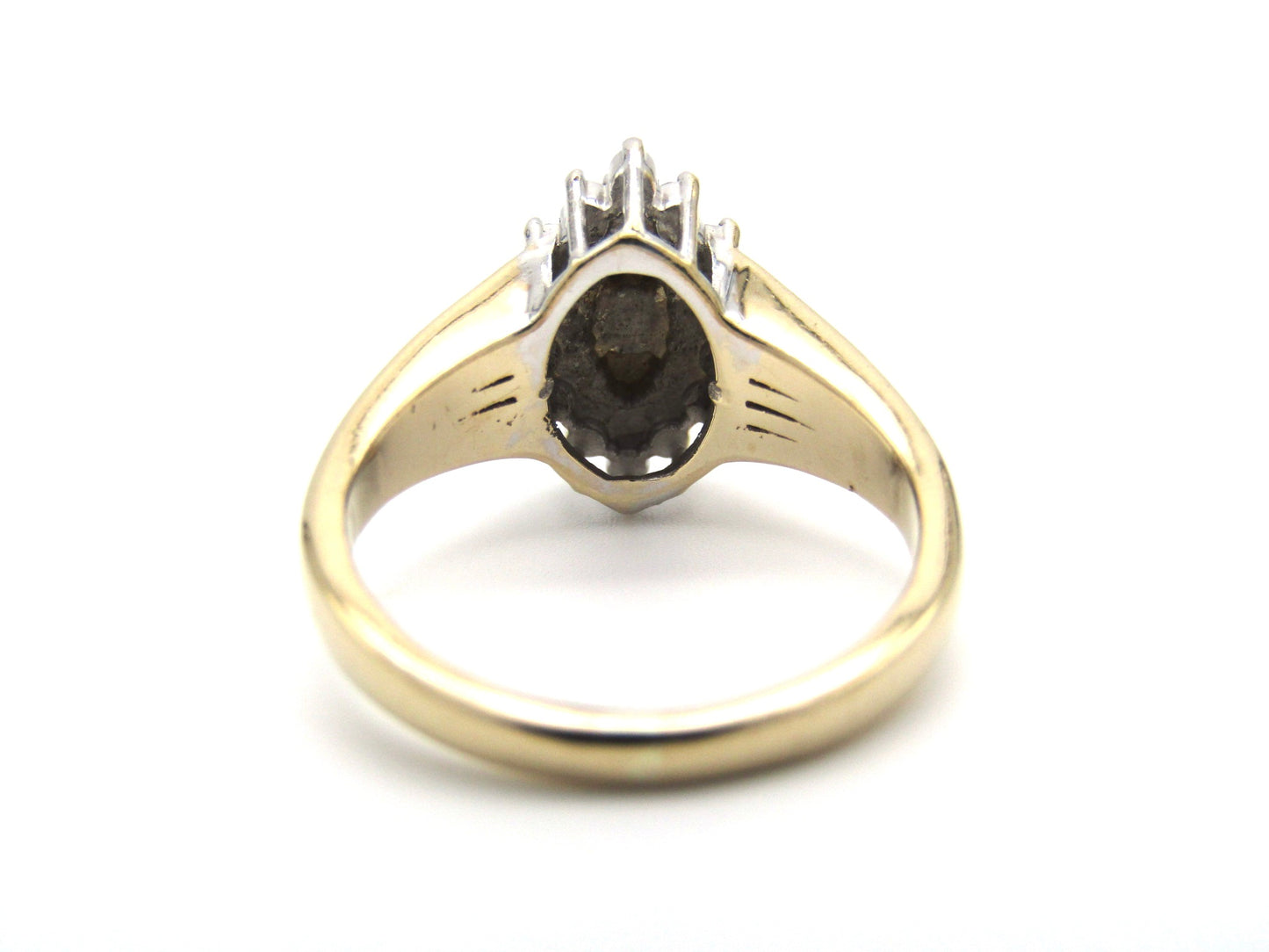 Vintage, 9K gold diamond cluster ring