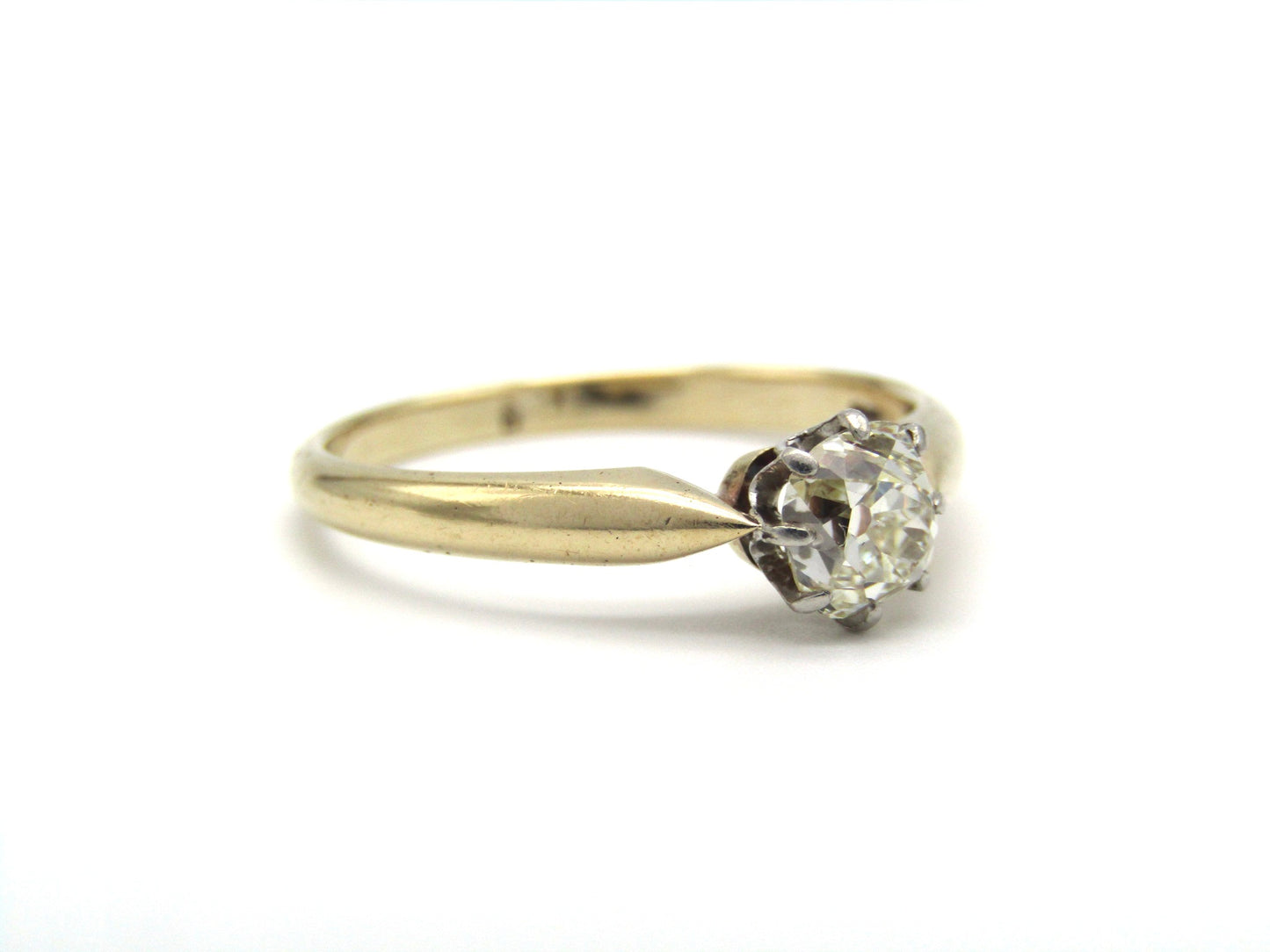 Edwardian, 14K gold 0.91ct Old mine-cut diamond solitaire engagement ring