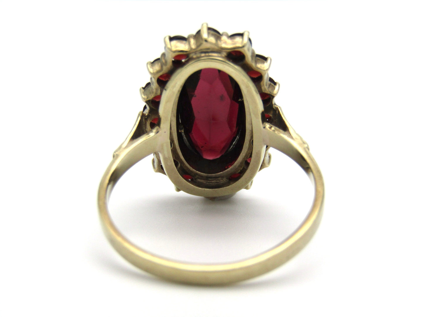 Edwardian, 8K gold Bohemian garnet ring