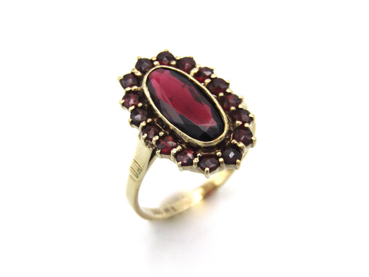 Edwardian, 8K gold Bohemian garnet ring