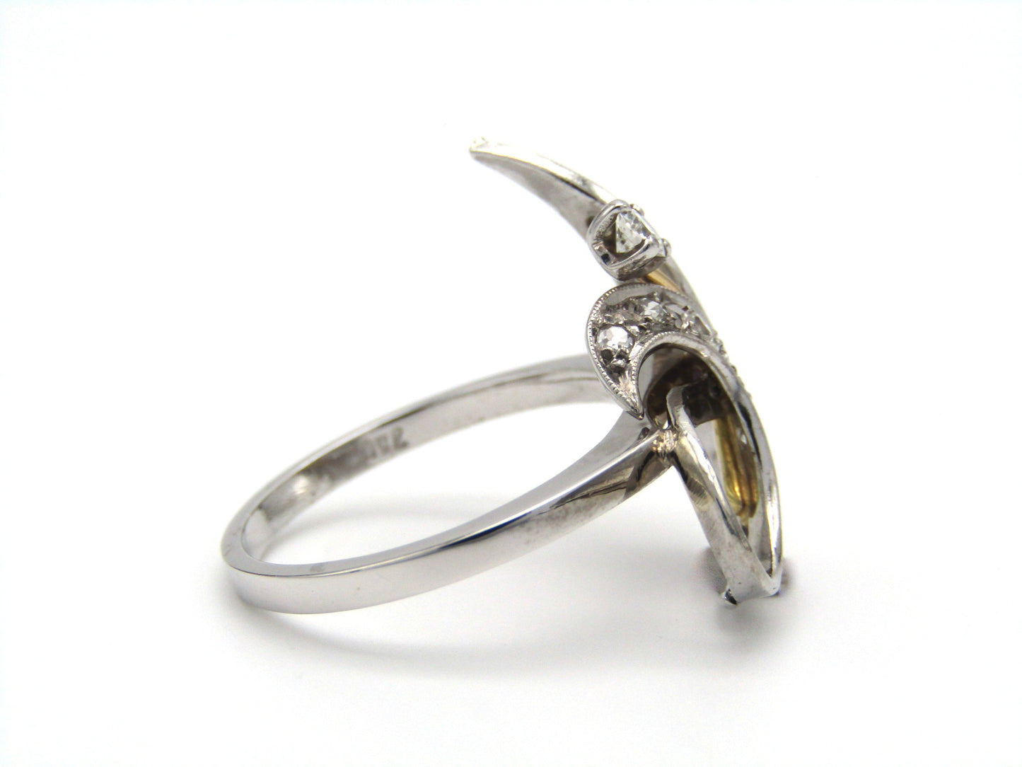 Edwardian, 18K gold diamond 'tulip' ring