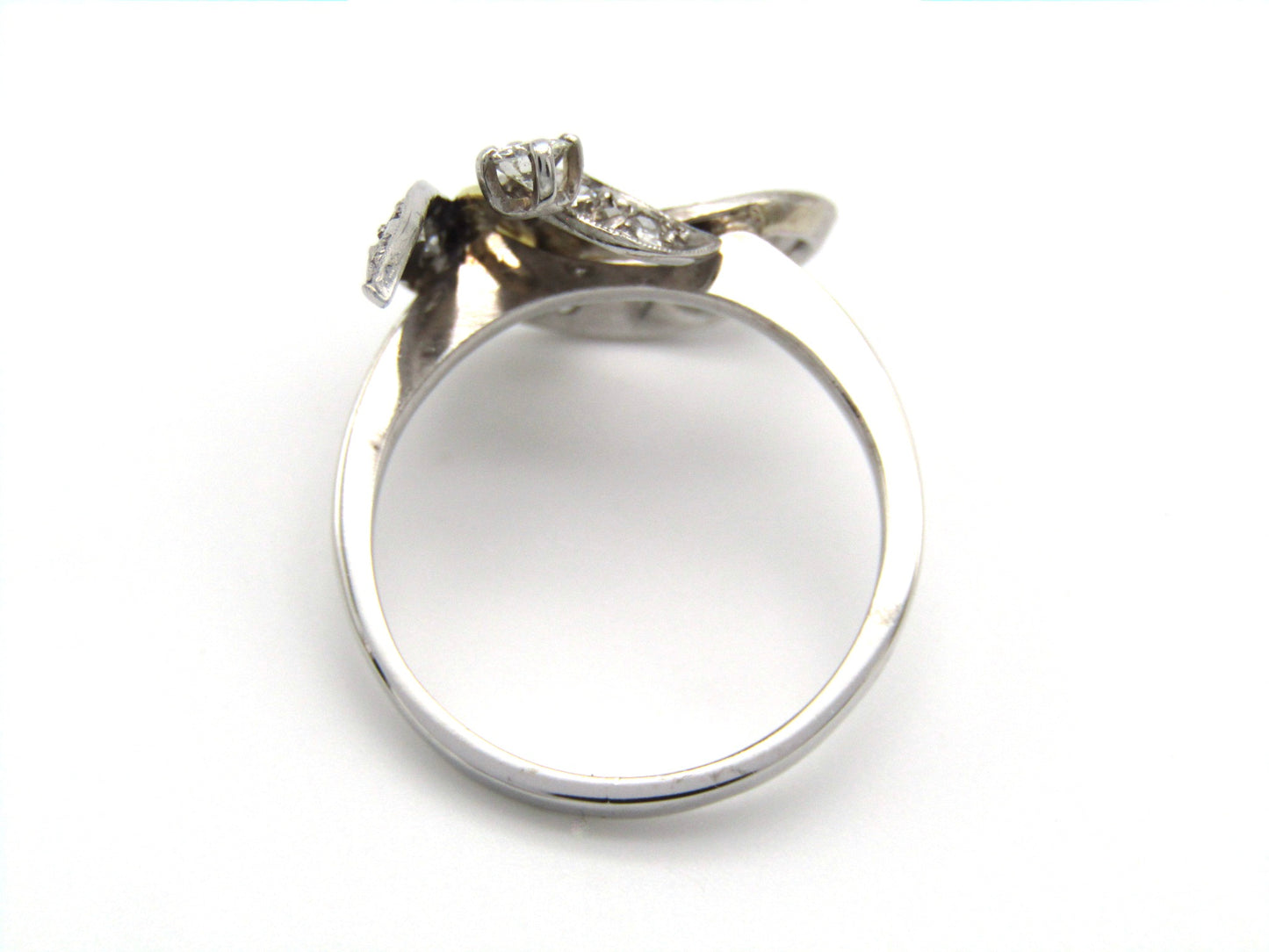 Edwardian, 18K gold diamond 'tulip' ring