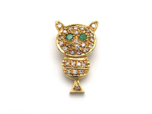 Vintage, 18K gold emerald and diamond cat pendant