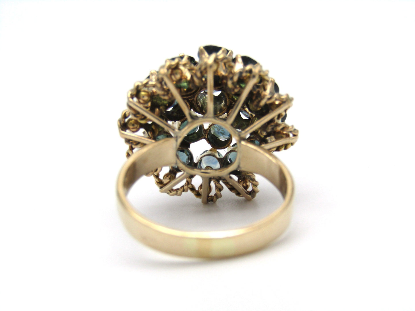 Mid-century, 9K gold 'Thai Princess' sapphire ring
