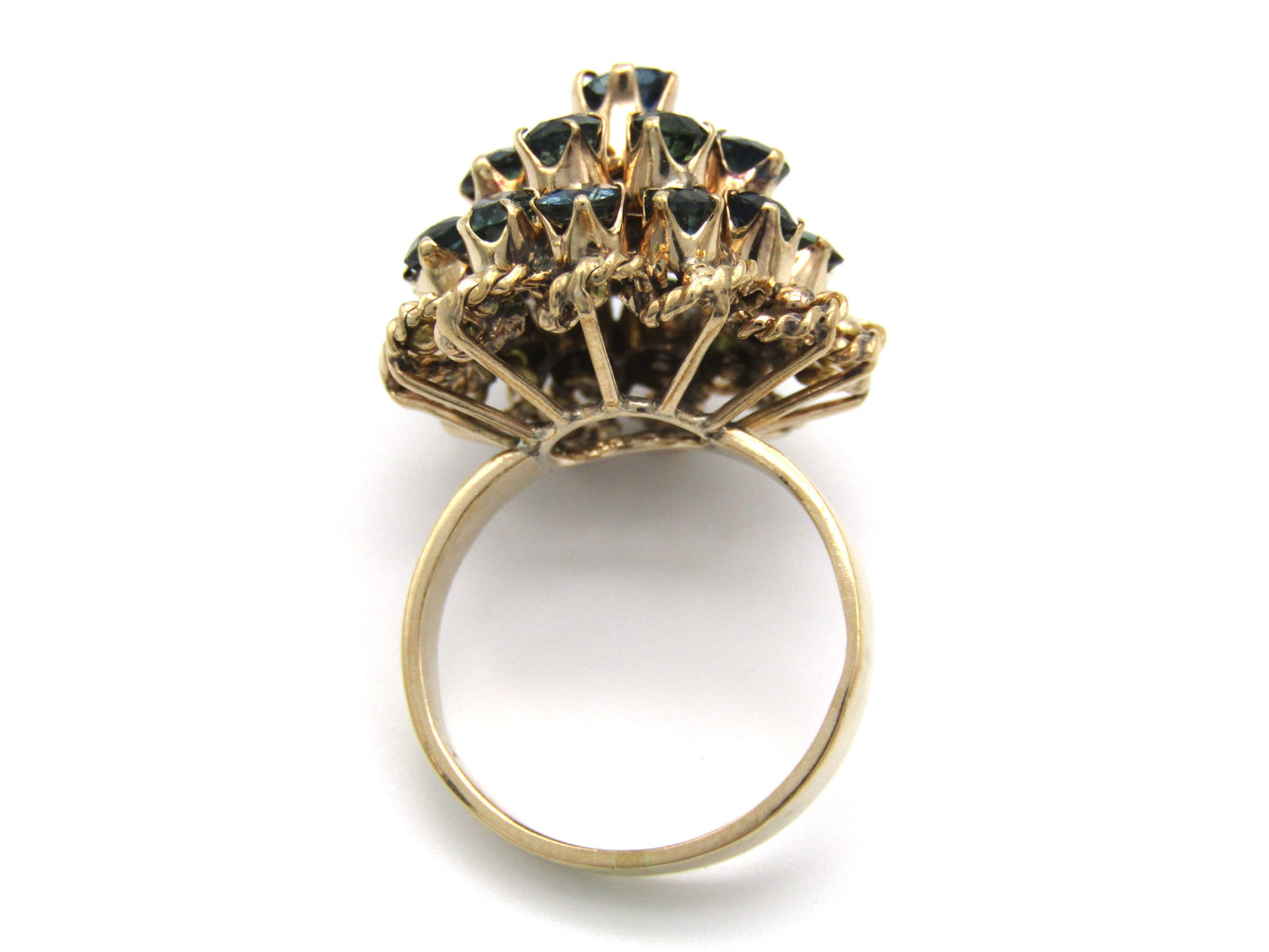 Mid-century, 9K gold 'Thai Princess' sapphire ring