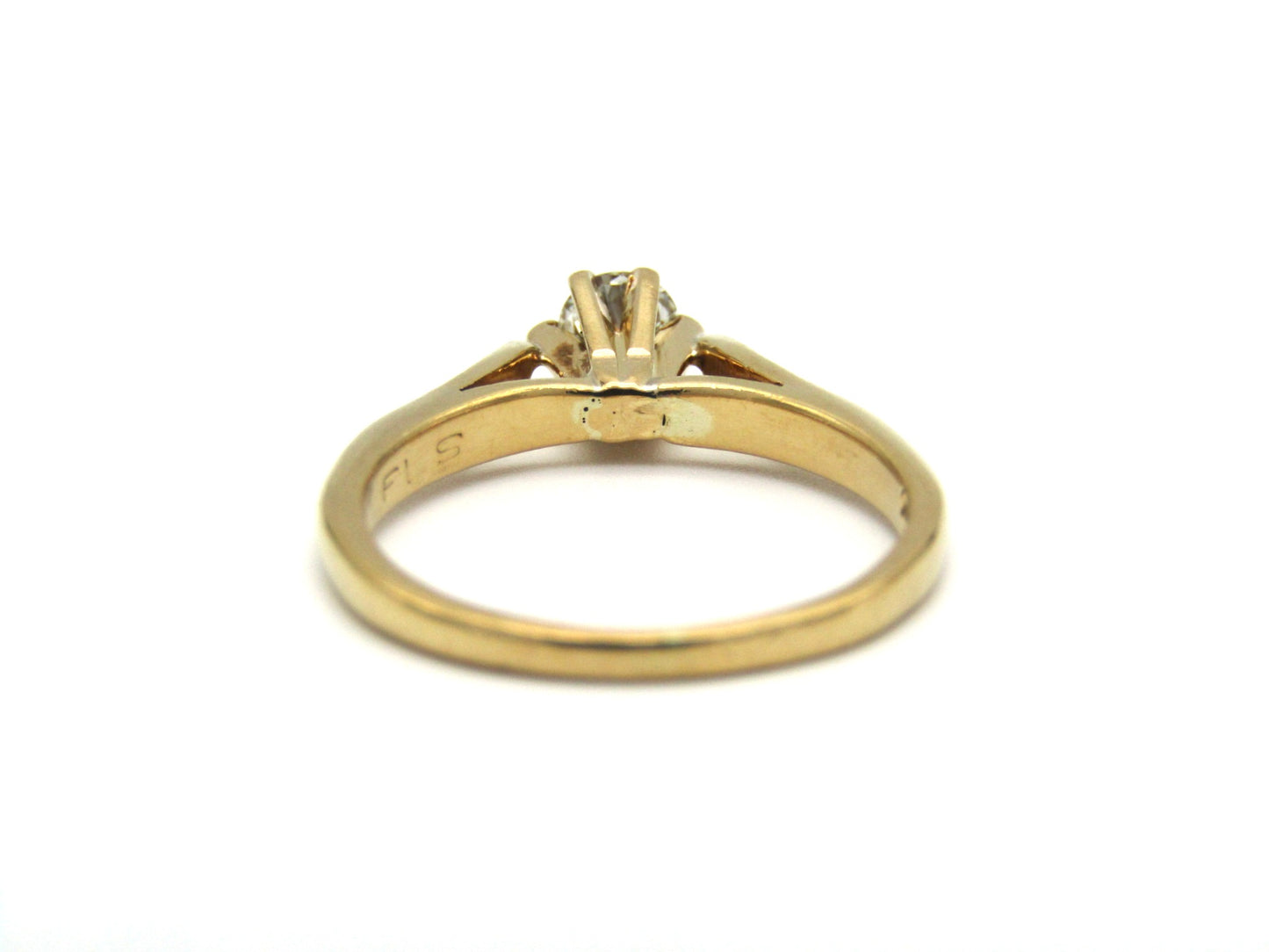 Mid-century, 18K gold diamond solitaire ring