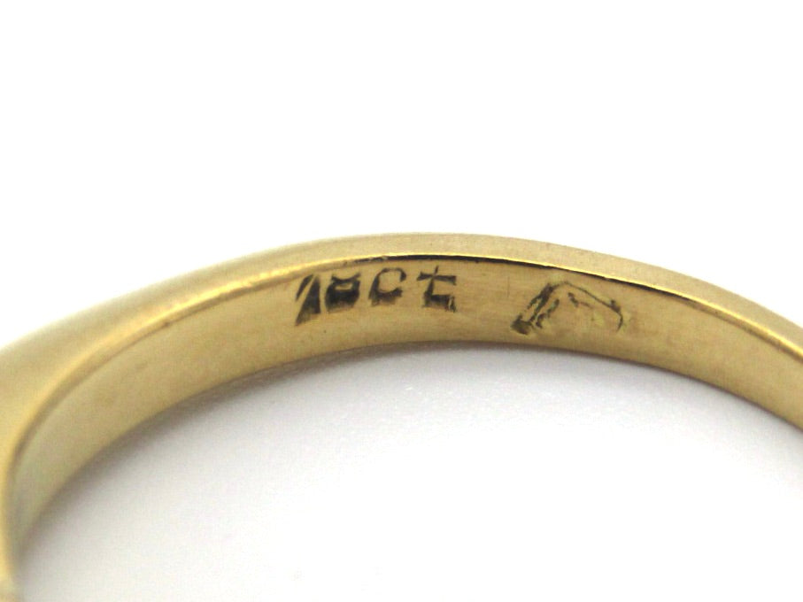 Mid-century, 18K gold diamond solitaire ring