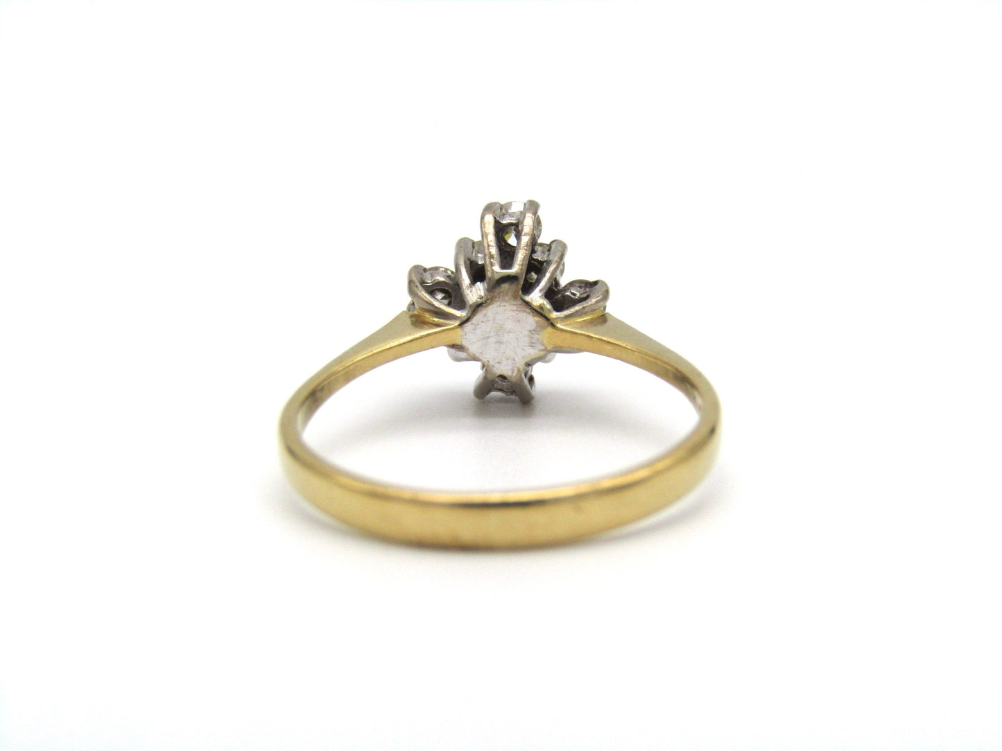 Vintage, 18K gold diamond 'star' ring