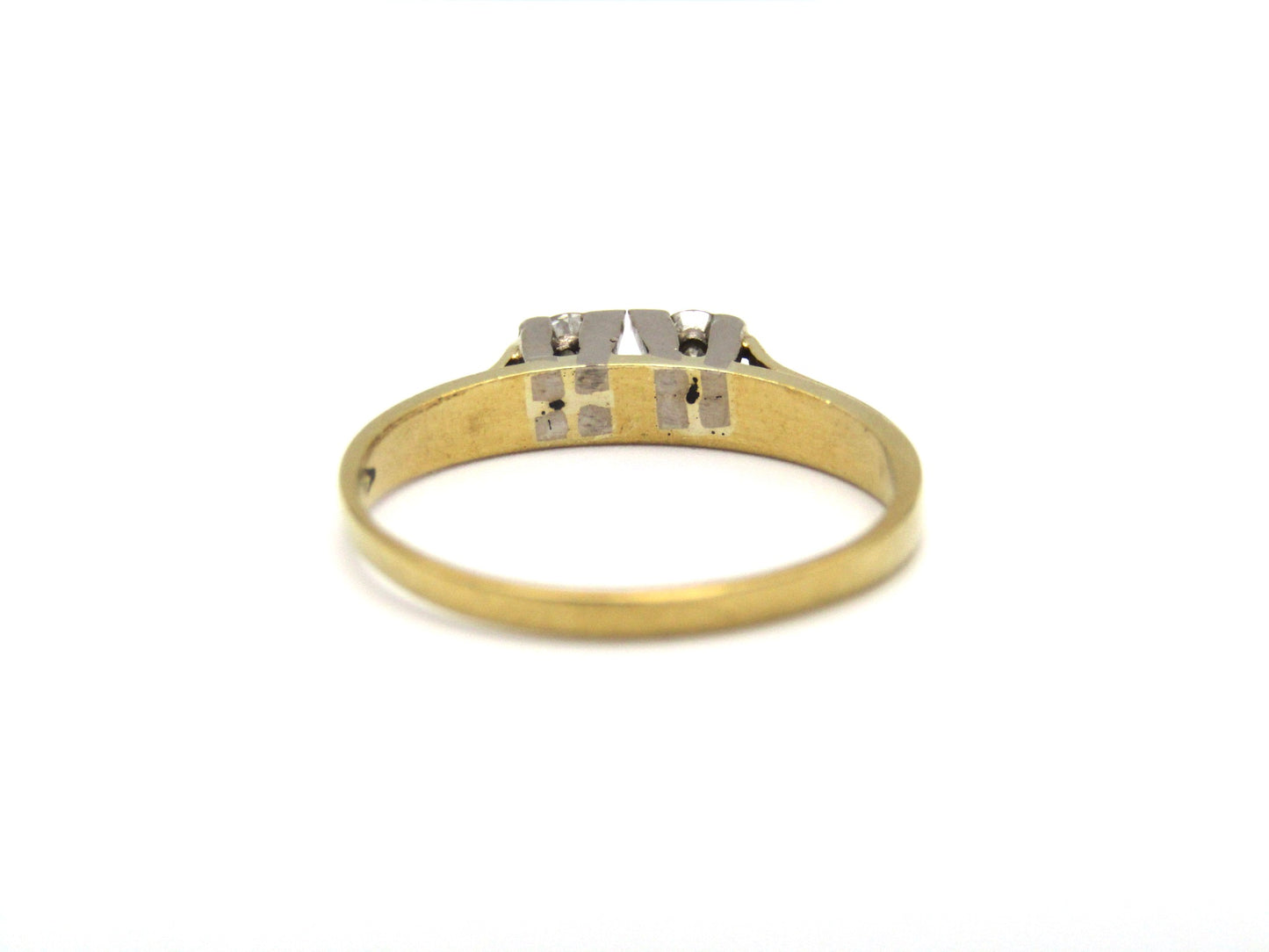 Vintage, 18K gold diamond ring