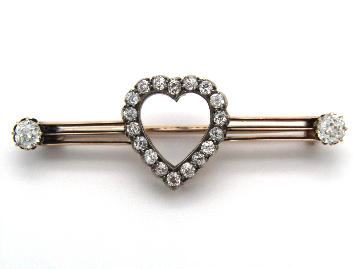 Victorian, 14K gold diamond 'heart' brooch