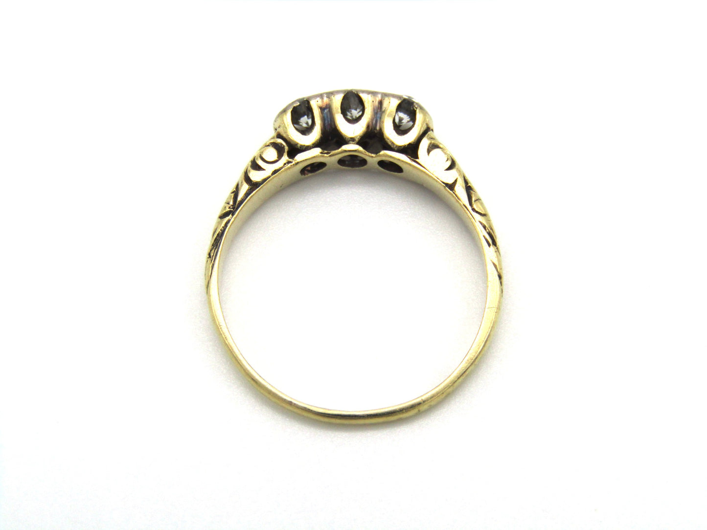 Mid-century, 14K gold diamond trilogy ring