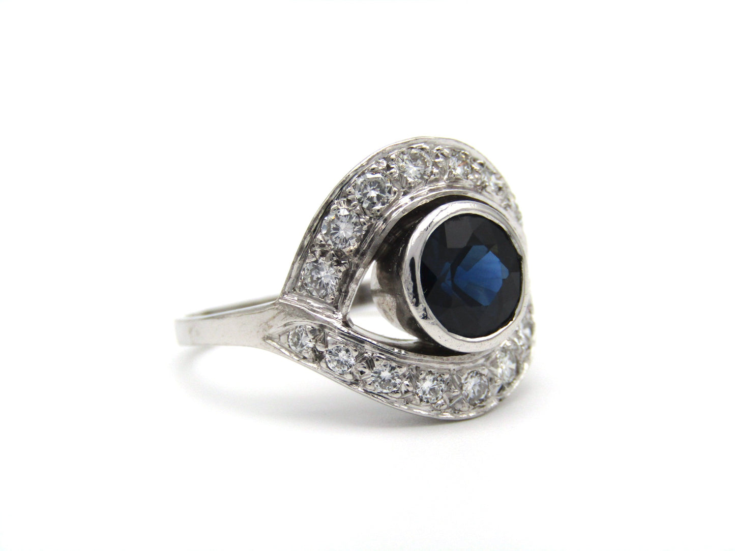 Mid-century, 18K gold sapphire and diamond ring