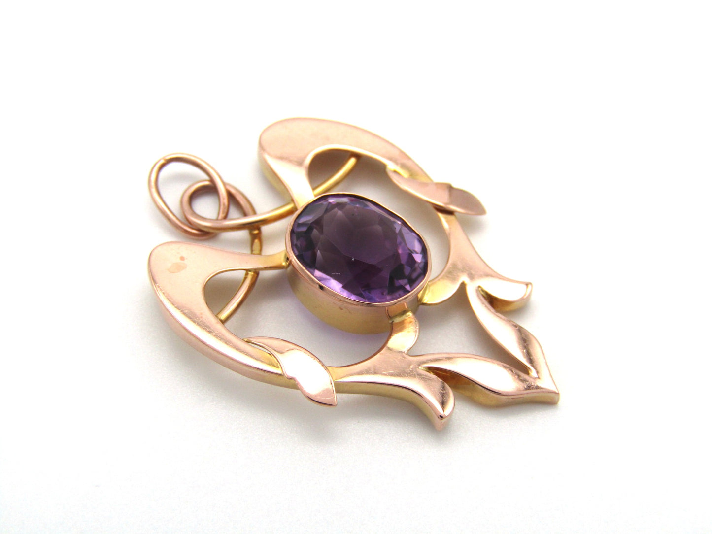 Antique, 9K gold Art Nouveau amethyst pendant