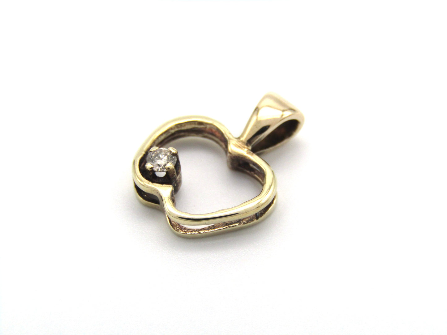 Vintage, 9K gold diamond 'apple' pendant