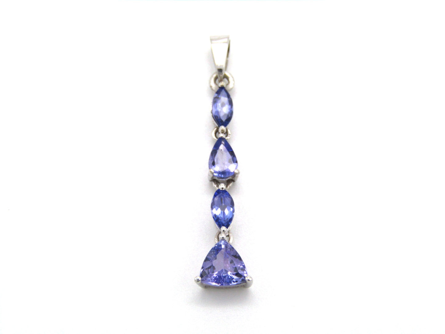 Estate, 18k gold tanzanite pendant by Browns
