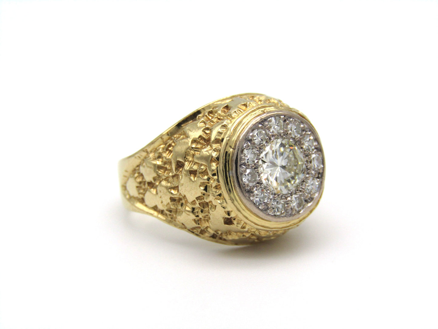 Vintage, 18K gold diamond cluster ring, c.1970s