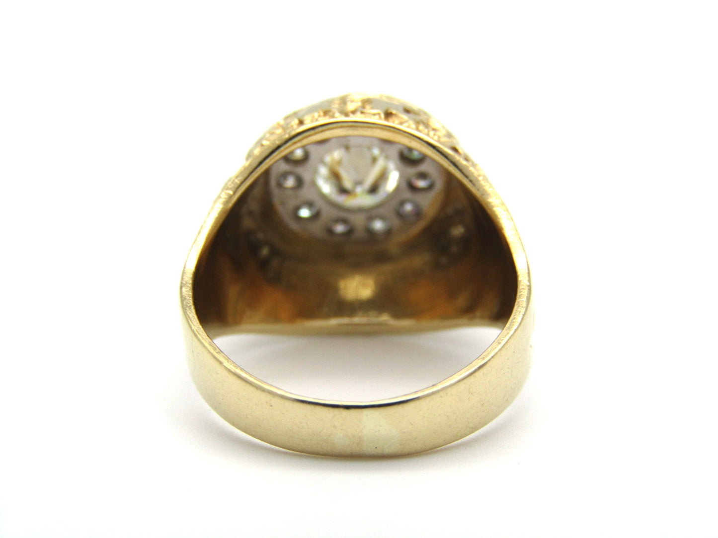 Vintage, 18K gold diamond cluster ring, c.1970s