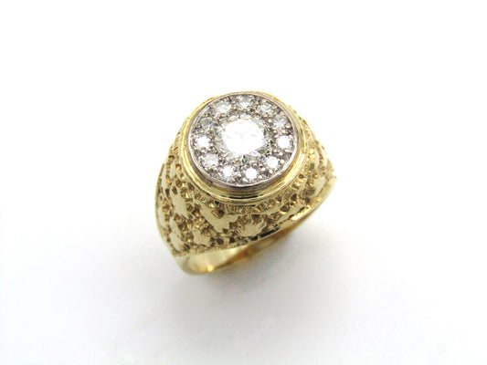 Vintage, 18K gold diamond cluster ring, c.1970s