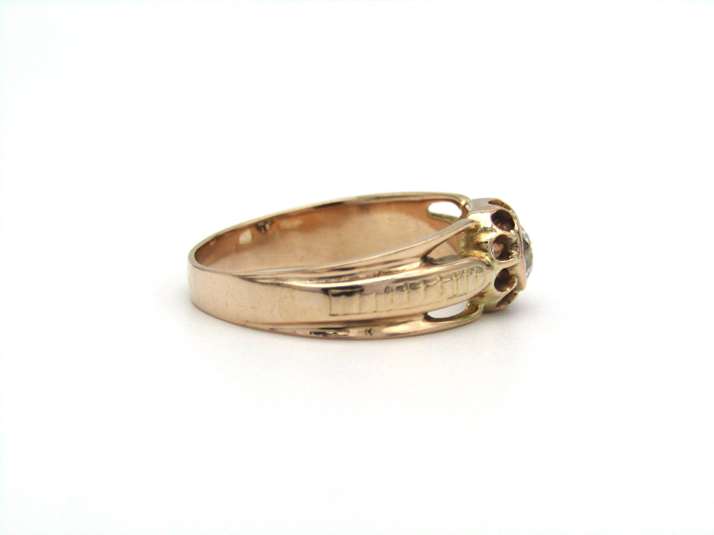 Victorian, 14K gold 0.40ct Old European-cut diamond solitaire ring