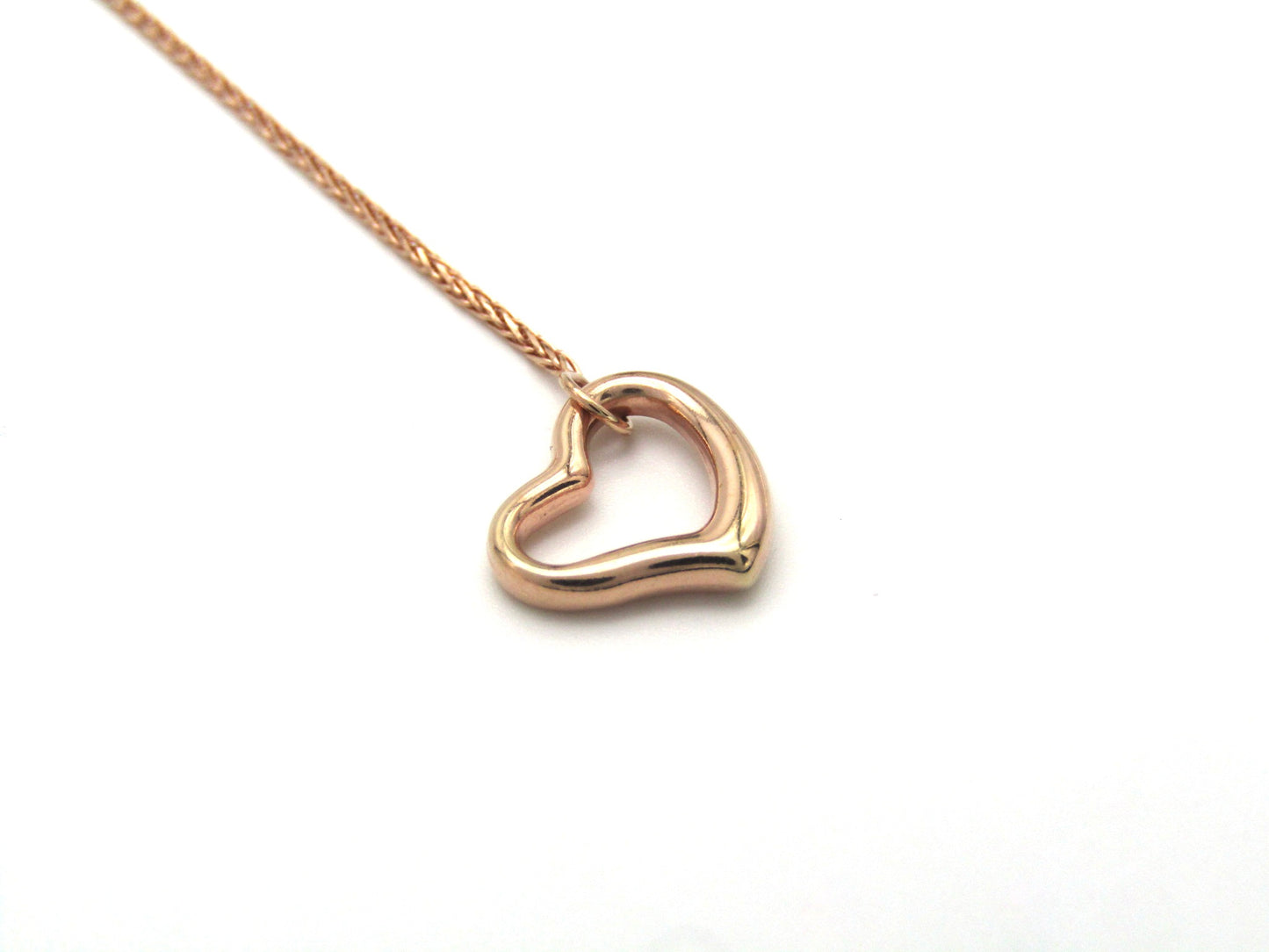 Estate, 9K gold adjustable heart necklace