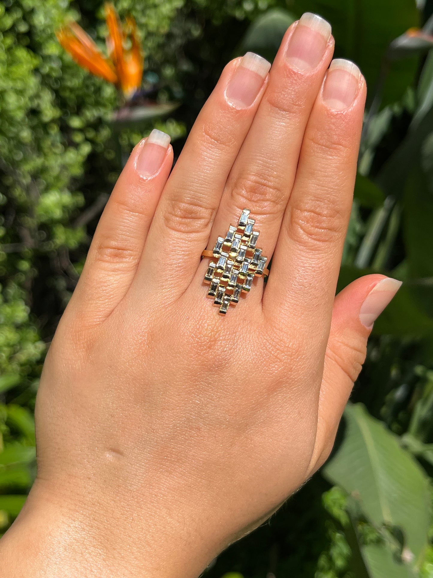 Estate, 18K gold geometric diamond ring