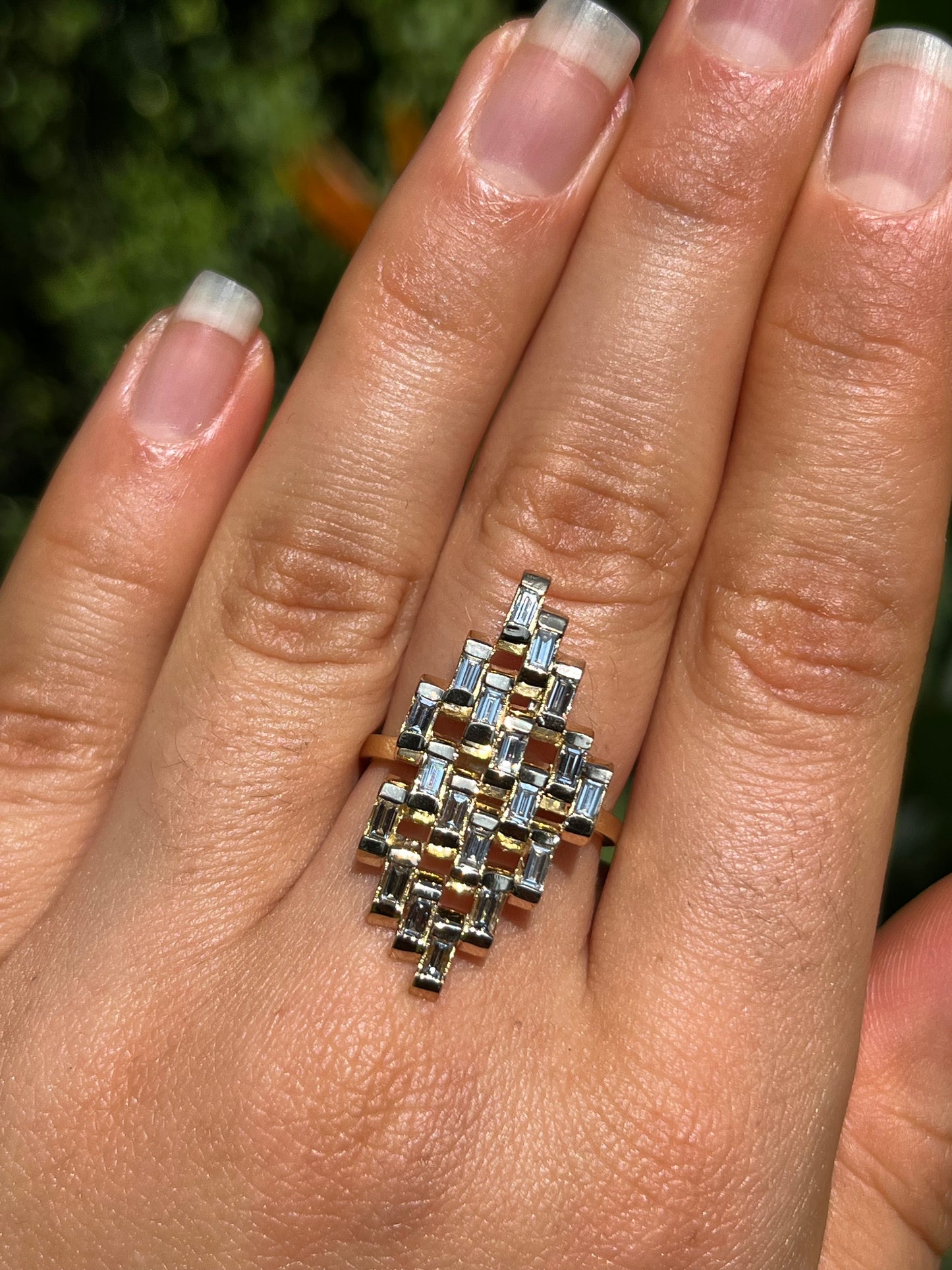 Estate, 18K gold geometric diamond ring