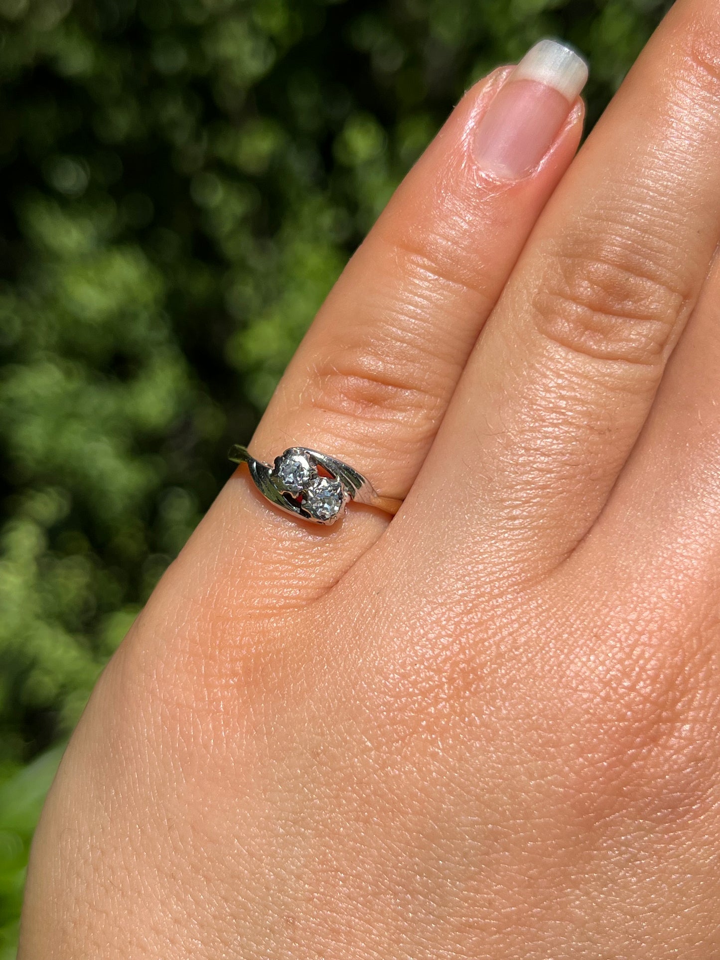 Vintage, 14K gold diamond crossover ring