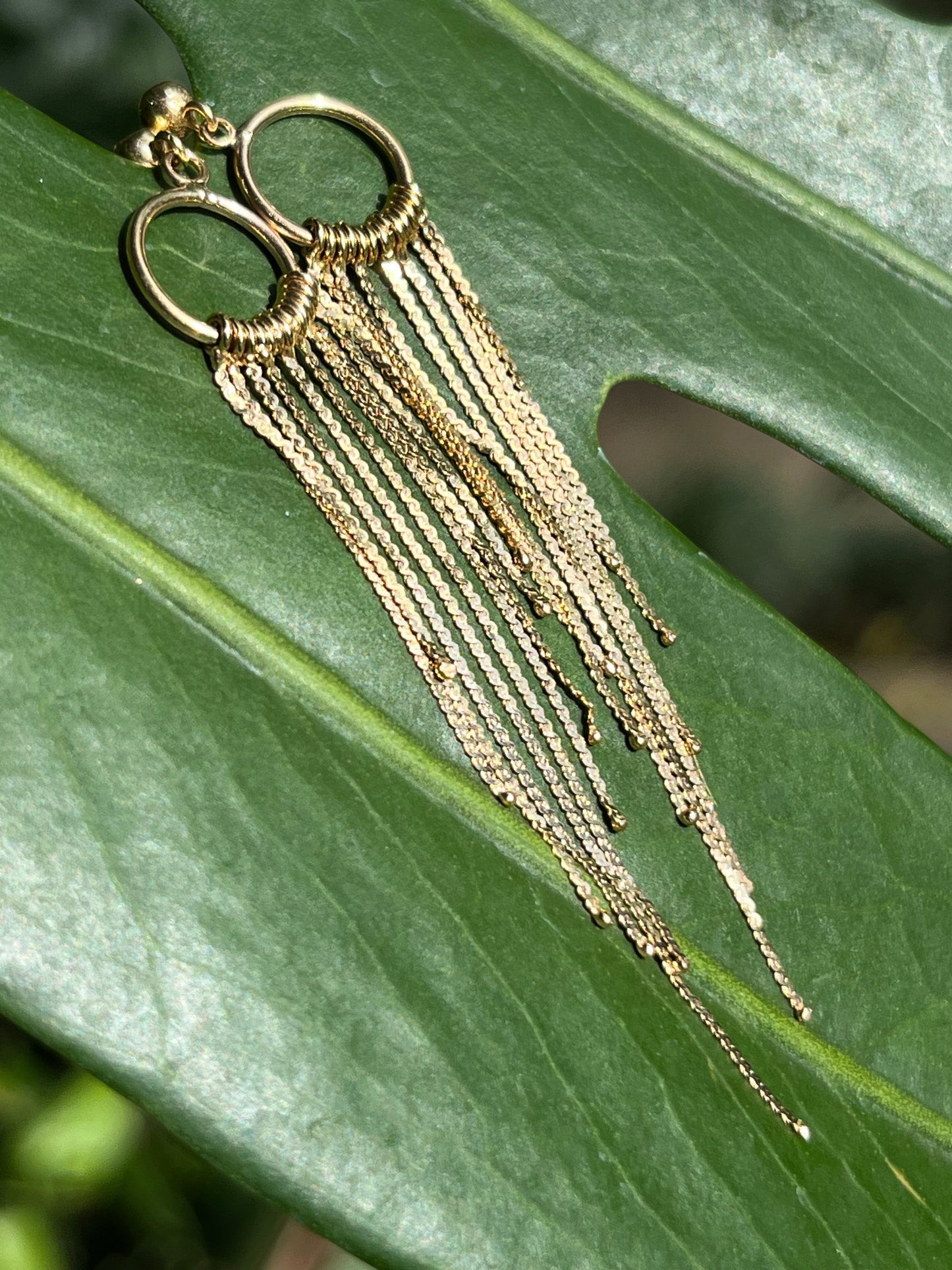 Vintage, 9K gold tassel earrings by UnoAerre