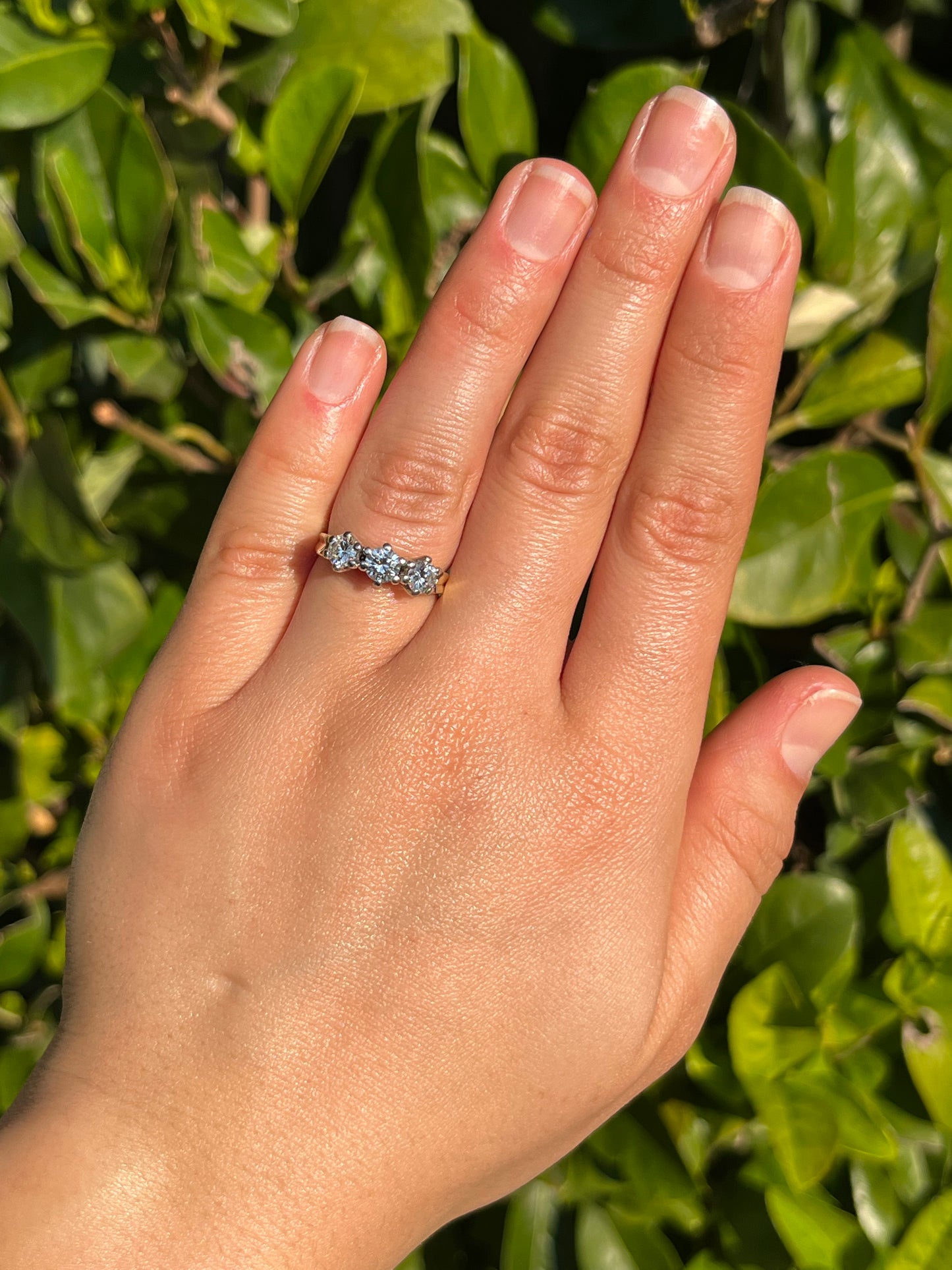 Vintage, 18K gold diamond trilogy ring