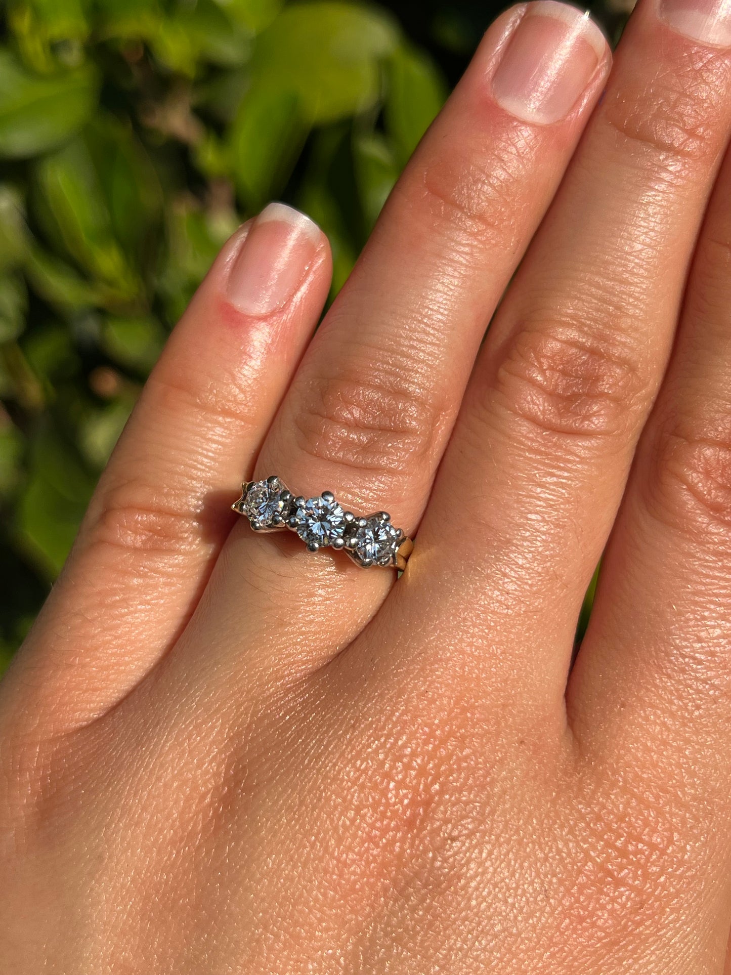 Vintage, 18K gold diamond trilogy ring