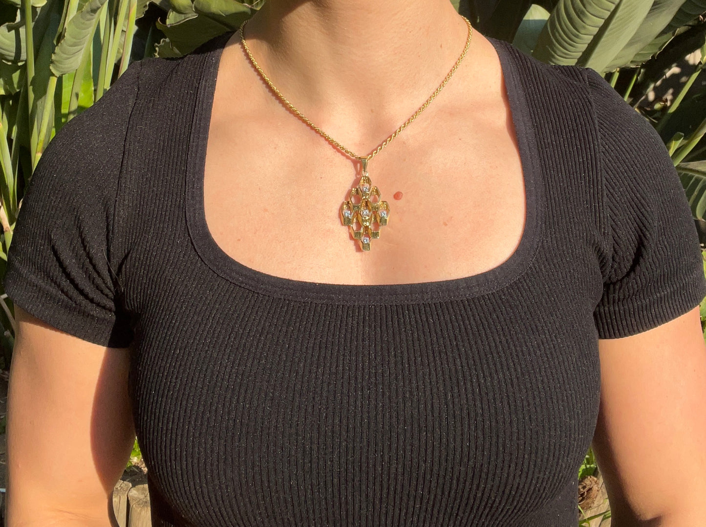 Vintage, 18K gold diamond Brutalist pendant, c.1970s