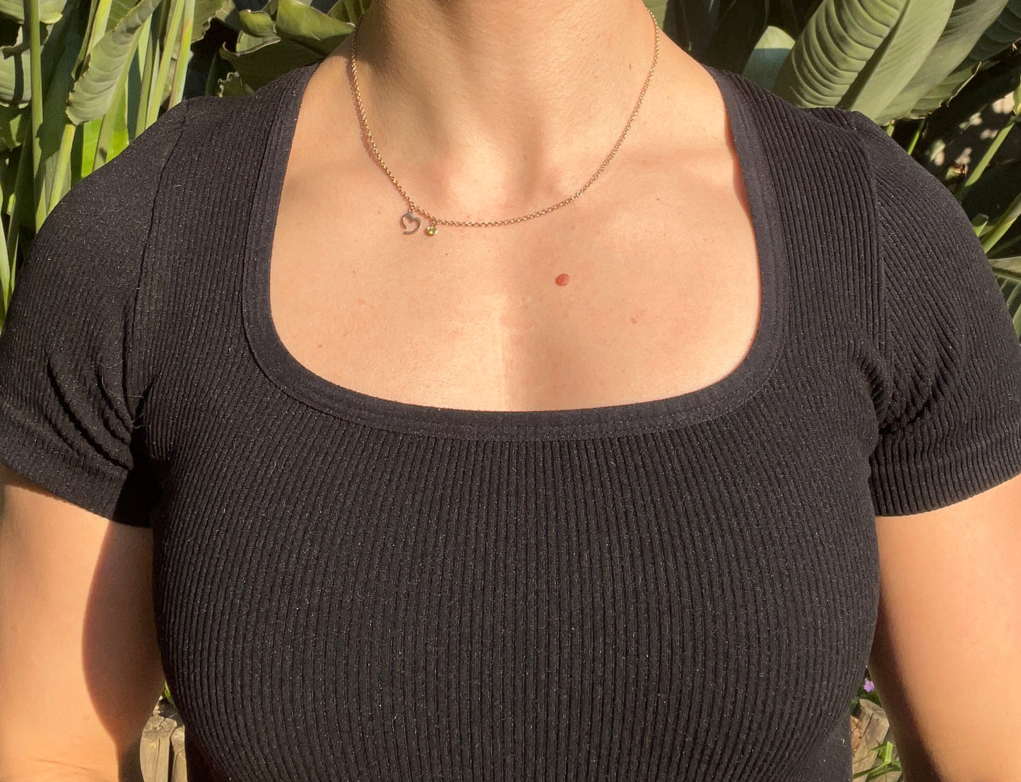 Estate, 9K gold peridot and open heart necklace